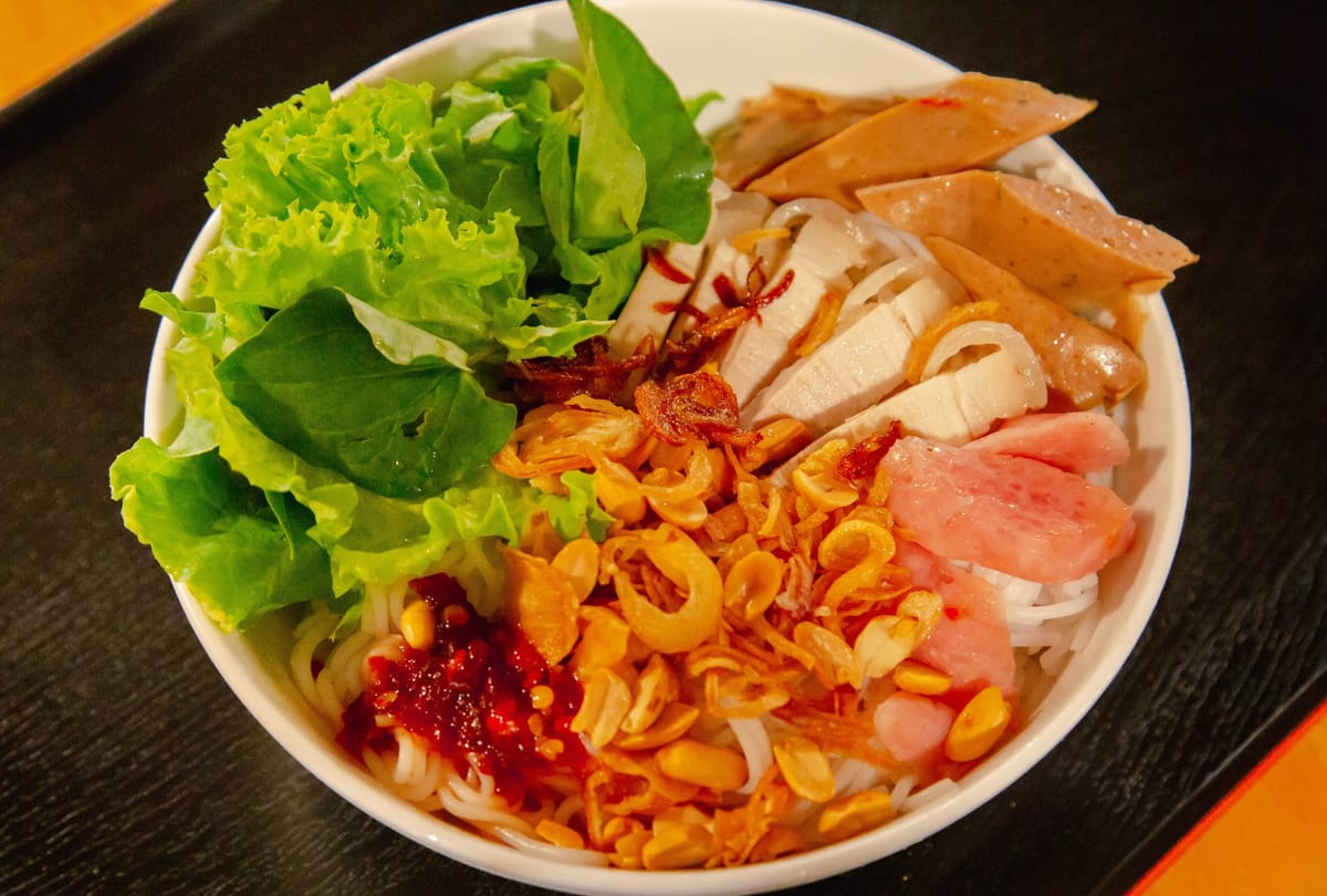 Bún Mắm Nêm Đà Nẵng – Hương Vị Mặn Mà Khó Quên Của Miền Trung
