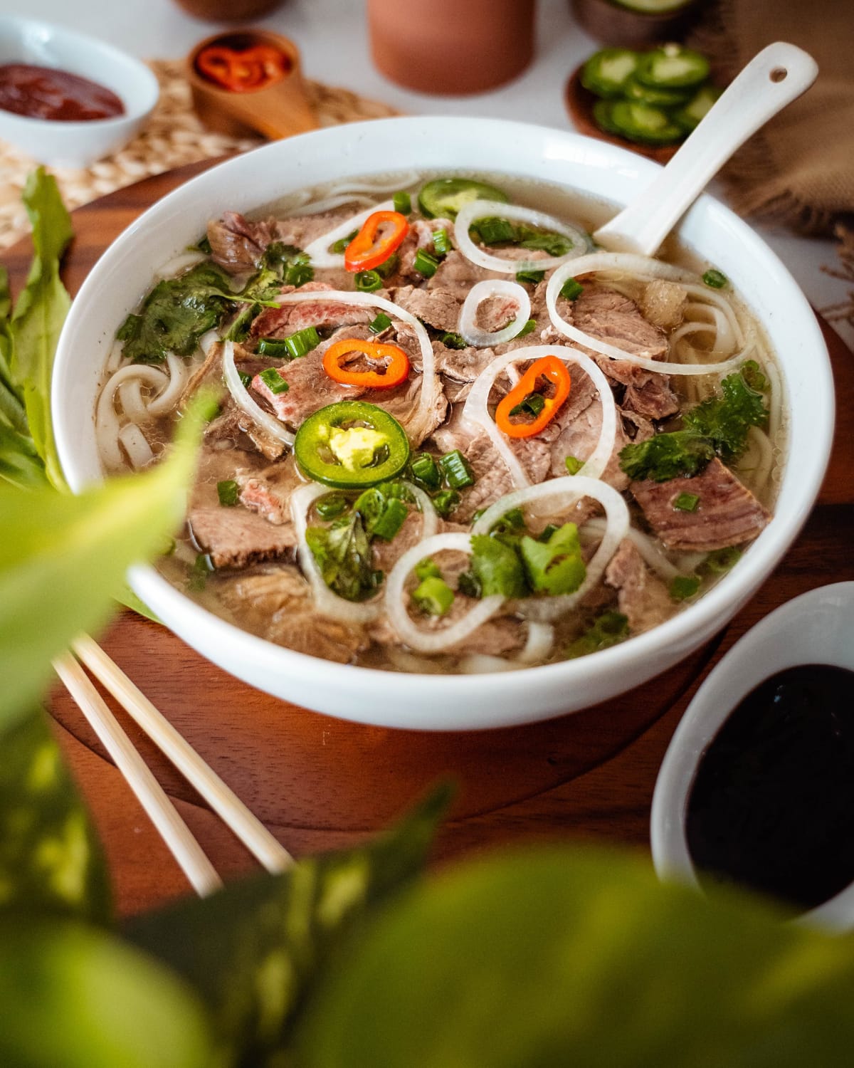 Phở – Tinh Hoa Ẩm Thực Việt Nam: Nguồn Gốc, Cách Nấu và Bí Quyết Chuẩn Vị