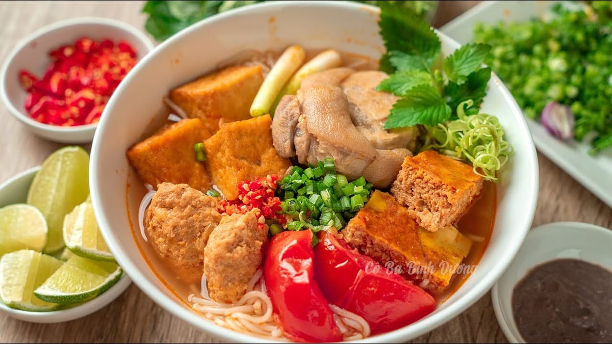 Cách Nấu Bún Riêu Cua Đà Nẵng – Đậm Vị Miền Trung, Hấp Dẫn Từng Sợi Bún