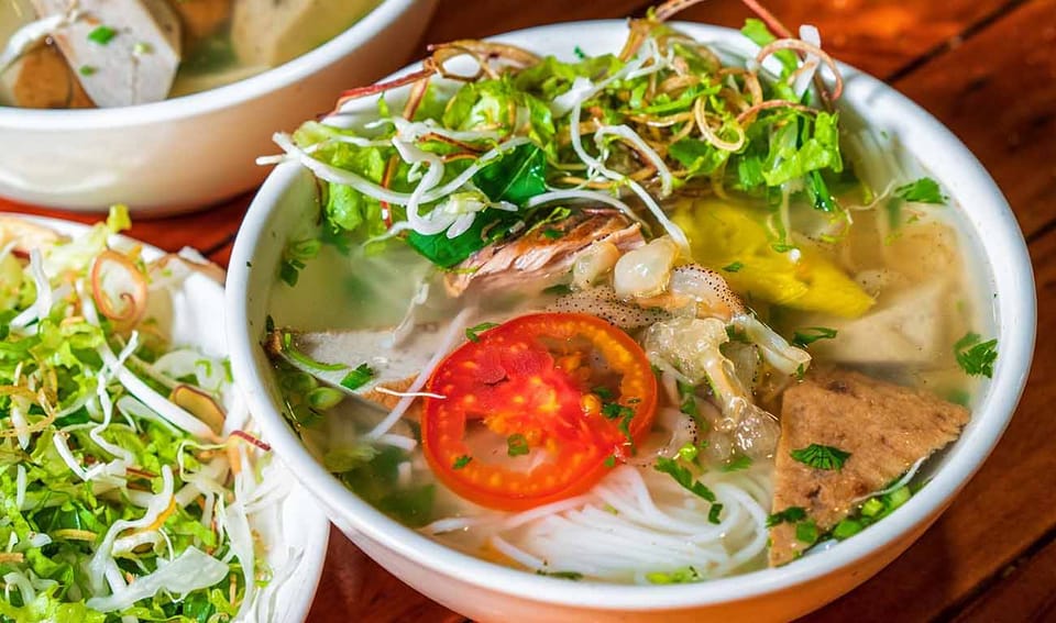 Bún Sứa Đà Nẵng – Hương Vị Biển Cả Đặc Trưng