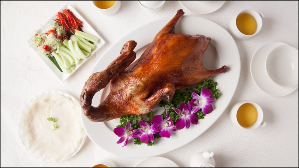 Vịt Quay Bắc Kinh Đà Nẵng: "Món Ngon Ở Đà Nẵng" Sang Trọng, Hương Vị Đỉnh Cao